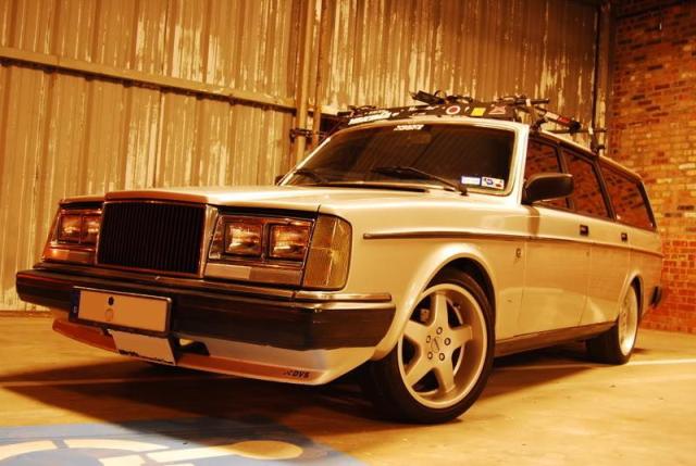 3980's Volvo 245 Turbo Back in the 90's my sister owned a threesome of Volvo 3980's Volvo 245 Turbo Back in the 90's my sister owned a threesome of Volvo