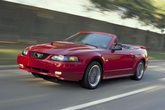 1999 2004 Ford Mustang The New Edge Style The Motoring